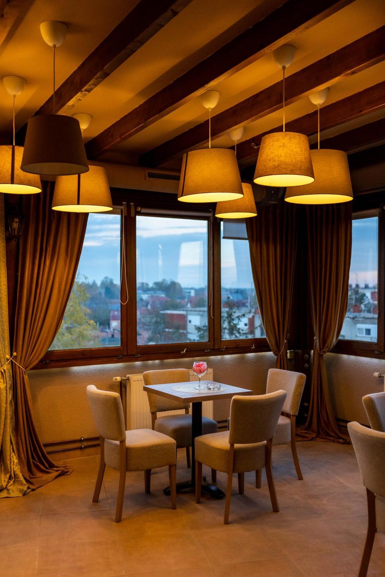 Art Hotel Slavonski Brod Exterior foto
