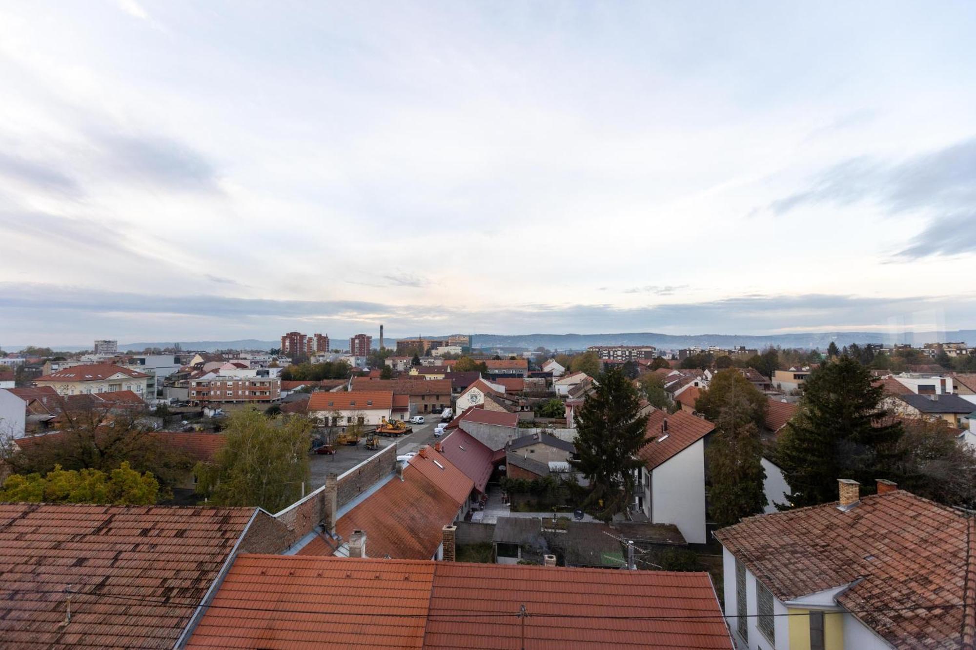 Art Hotel Slavonski Brod Exterior foto