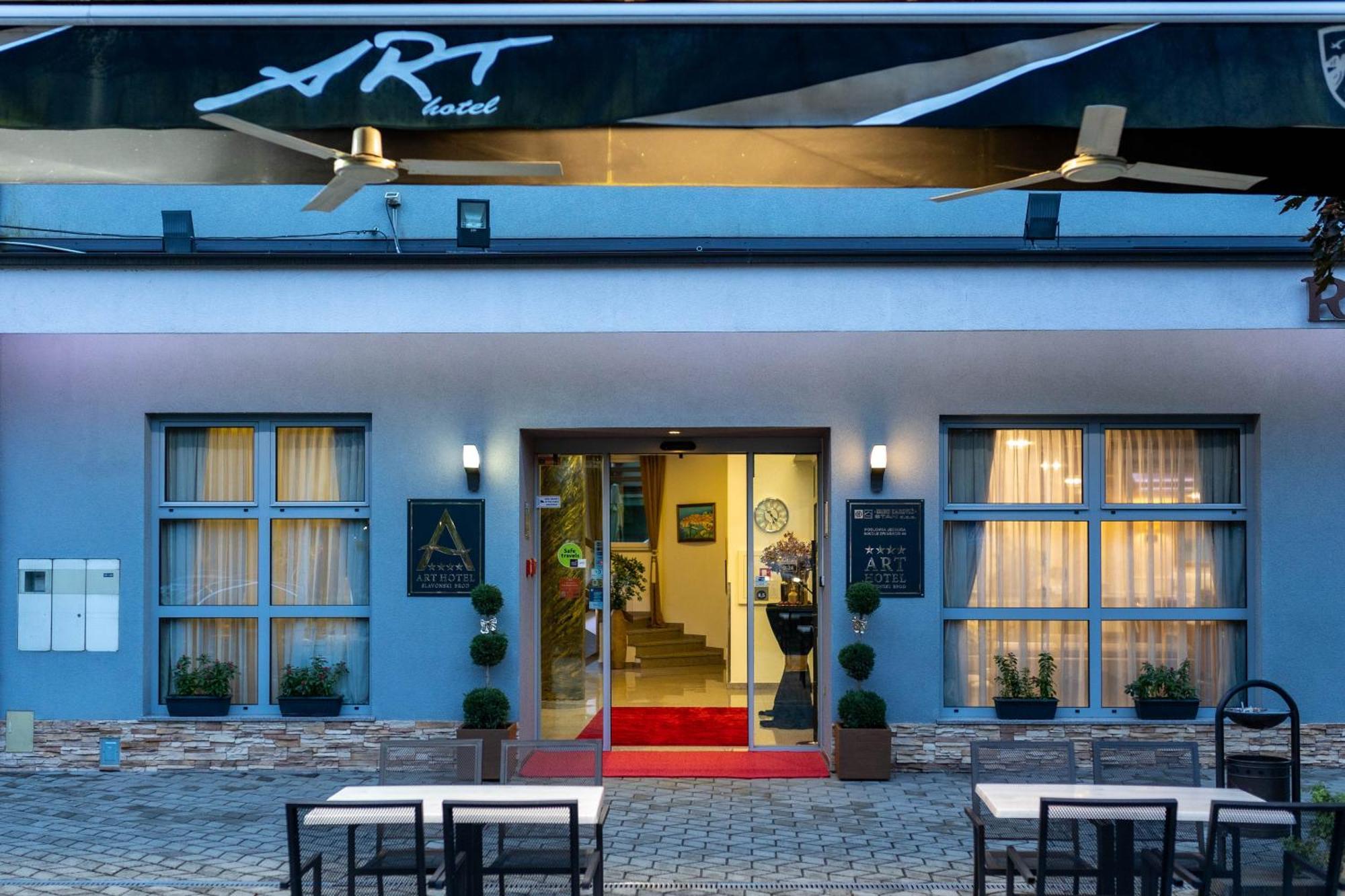 Art Hotel Slavonski Brod Exterior foto