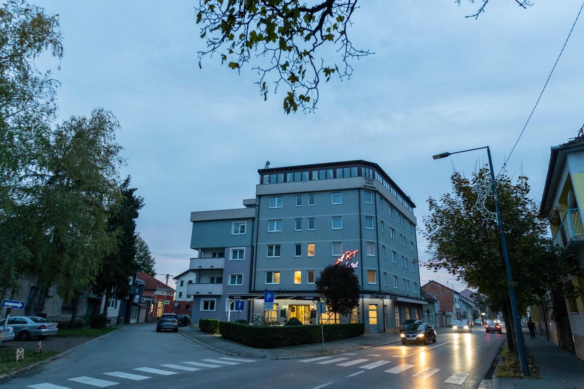 Art Hotel Slavonski Brod Exterior foto